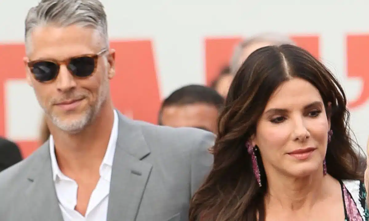 Bryan Randal fotografo e compagno di Sandra Bullock nuore all’età di 57 anni