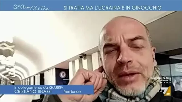 Cristiano Tinazzi, giornalista e inviato di guerra si scaglia contro i vertici Rai e Corona  «I soldi che hanno dato a quel cialtrone li guadagno in 8 mesi»