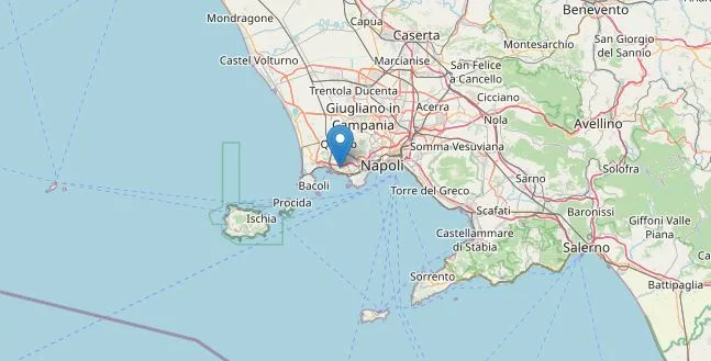 Terremoto oggi, nuova forte scossa ai Campi Flegrei: “Avvertita in tutta Napoli”