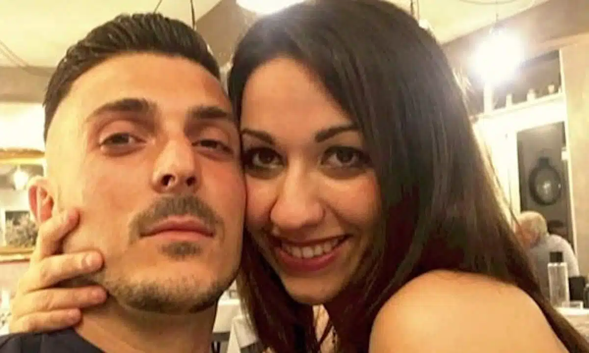 Omicidio-suicidio a Rivoli, gelosia ossessiva, Agostino era convito che Annalisa lo tradisse “Vi ho trovati, vi vengo a beccare”