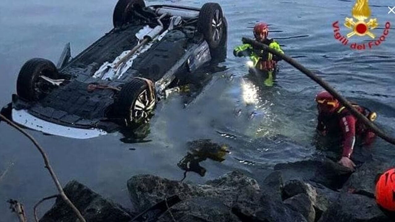 Un grave incidente si è verificato a Colico il 2 gennaio 2023. Un'auto è finita in acqua vicino all'Abbazia di Piona, causando la morte di Manuela Spargi e il ferimento grave di due uomini.