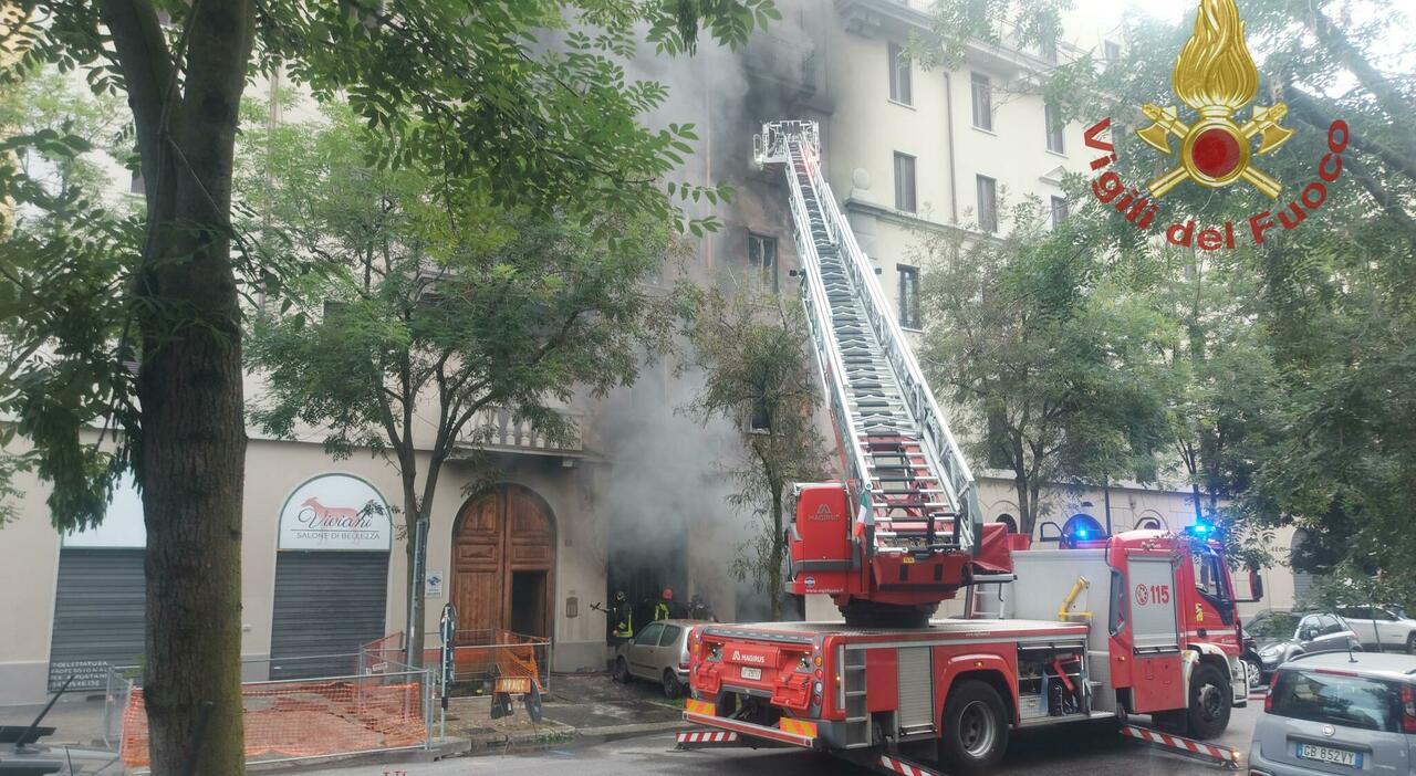 Un incendio a Milano provoca tre morti e tre feriti, evacuata una palazzina in zona Gambara. Vittime: Silvano Tollardo, Carolina De Luca, Antonio Tollardo. Indagini in corso.