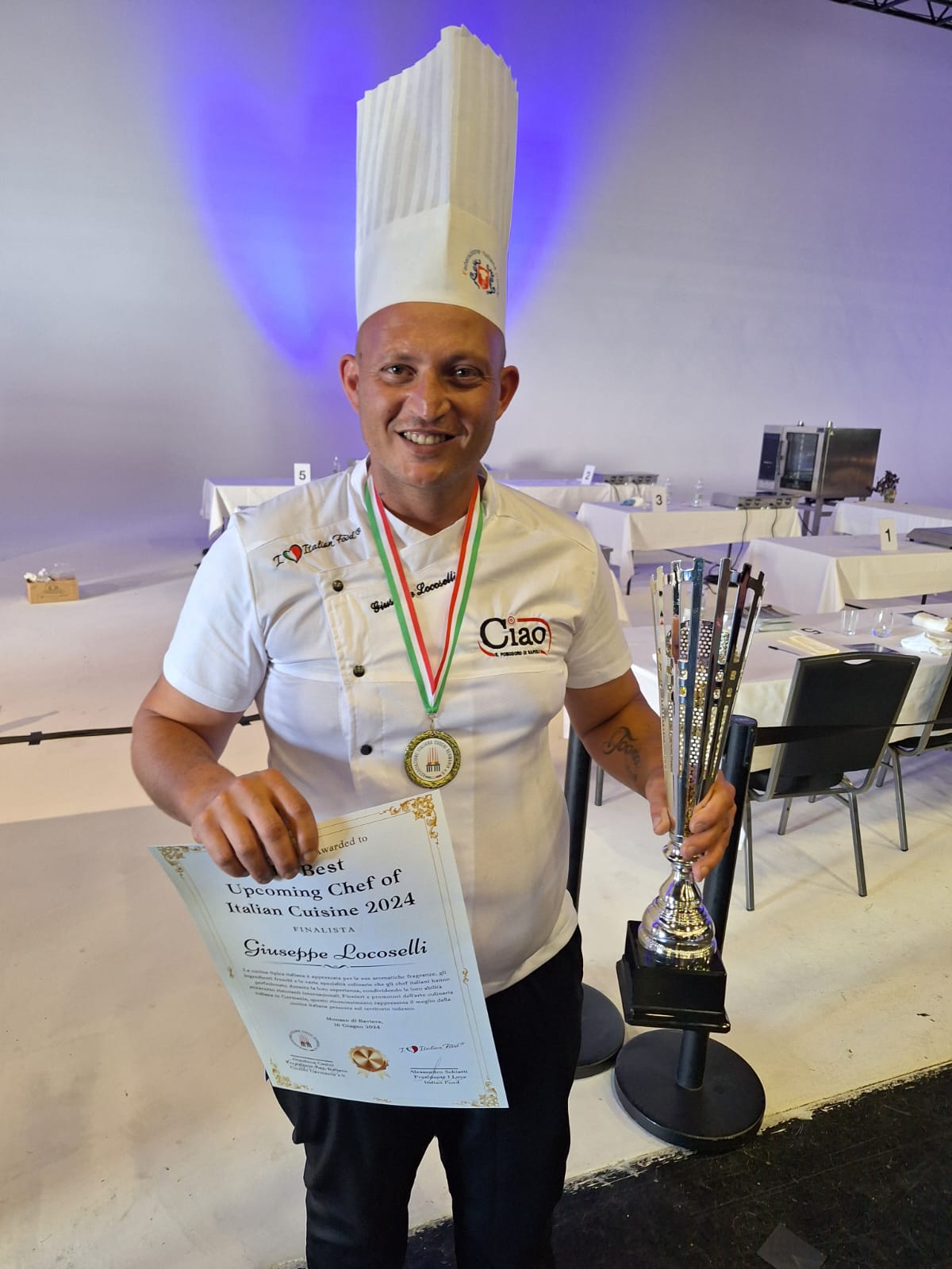 Bari, Giuseppe Locoselli lo chef del ristorante Bahari ha vinto il prestigioso titolo di “The Best Upcoming Chef of Italian Cuisine in Germania 2024”