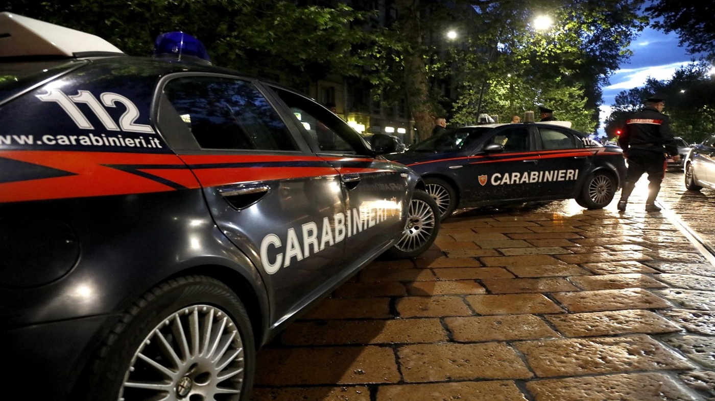 Bergamo: 19enne uccisa a coltellate in casa a Costa Volpino