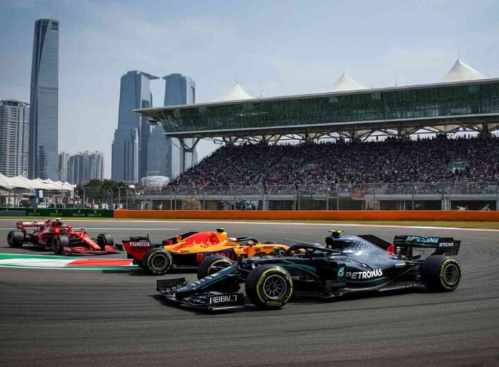 Hamilton conquista la Sprint del GP di Shanghai con una prestazione straordinaria